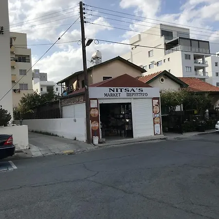 Central 3 Bedroom شقة *