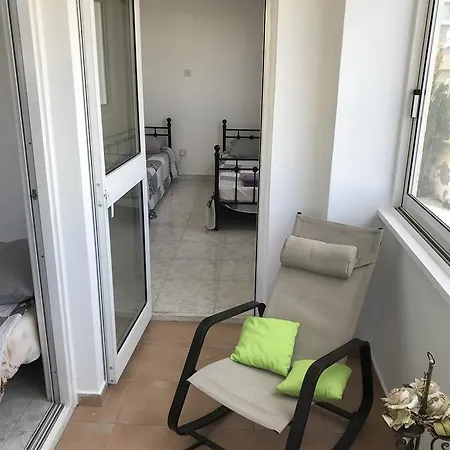 Apartment Central 3 Bedroom *